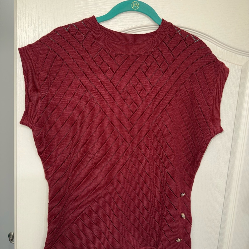 SHEIN Burgundy Short Sleeve Knit Top